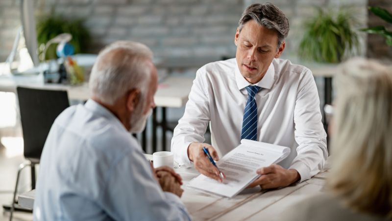 Attorney consultation with a client