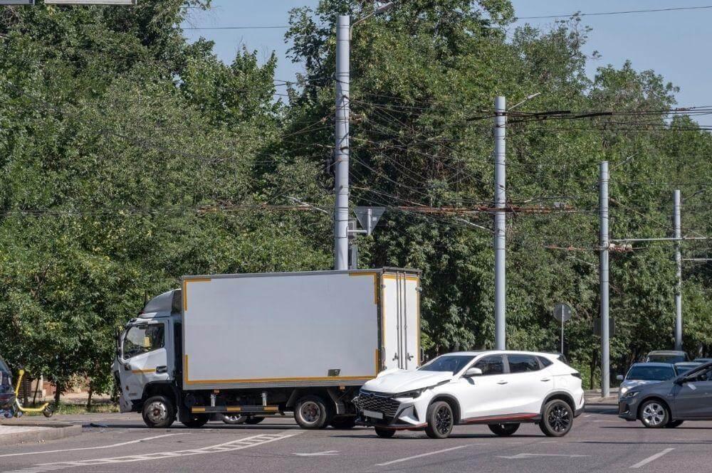 Delivery truck crashed into a car in Michigan